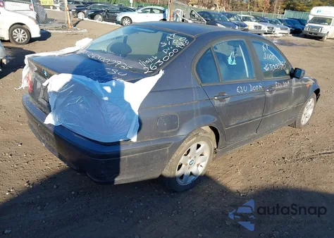 2003 BMW 325Xi z USA, uszkodzony, nr VIN WBAEU334X3PH88050